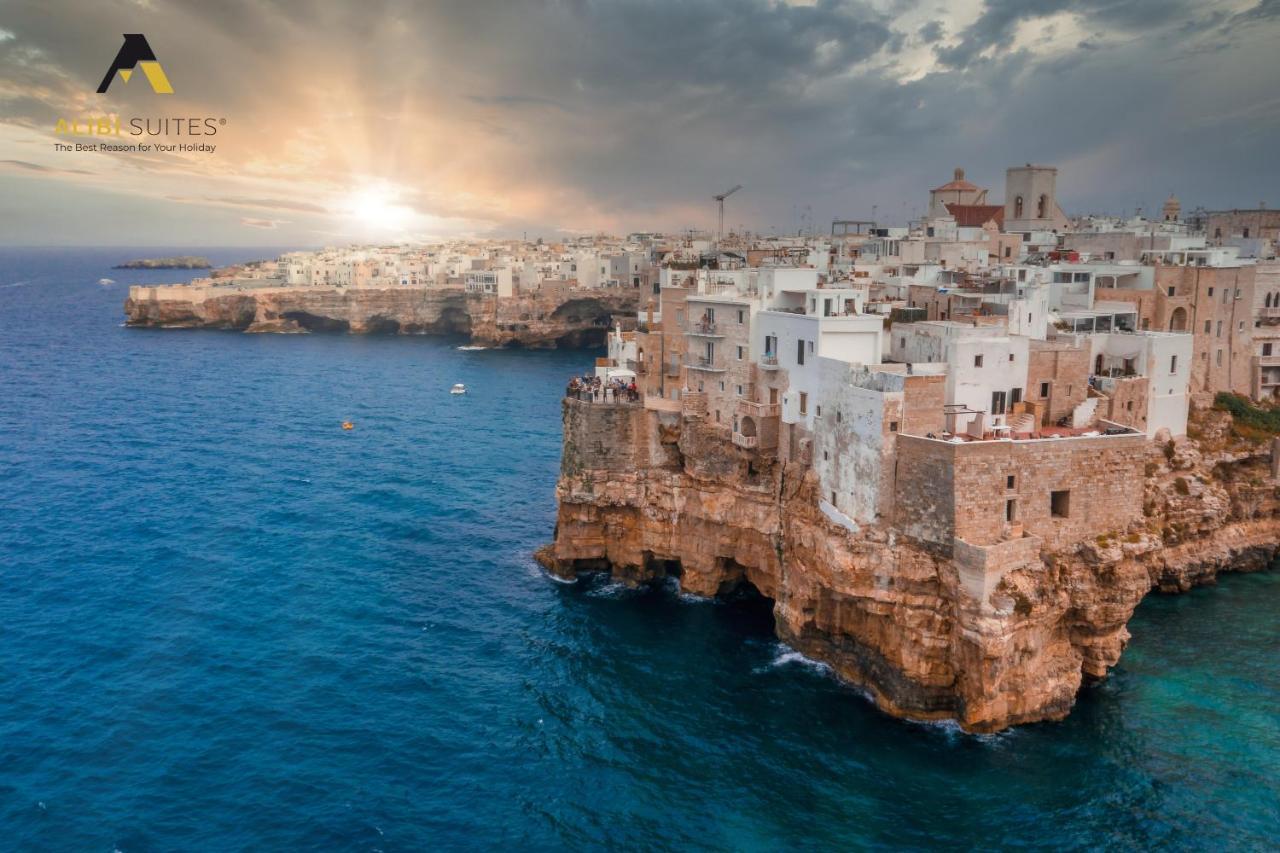 Alibi Suites Suite Museum: Gioiello Con Vista Sul Museo Archeologico Nazionale, Letto E Doccia Con Cromoterapia, Smart Tv, Wifi E A/C Ruvo di Puglia Esterno foto