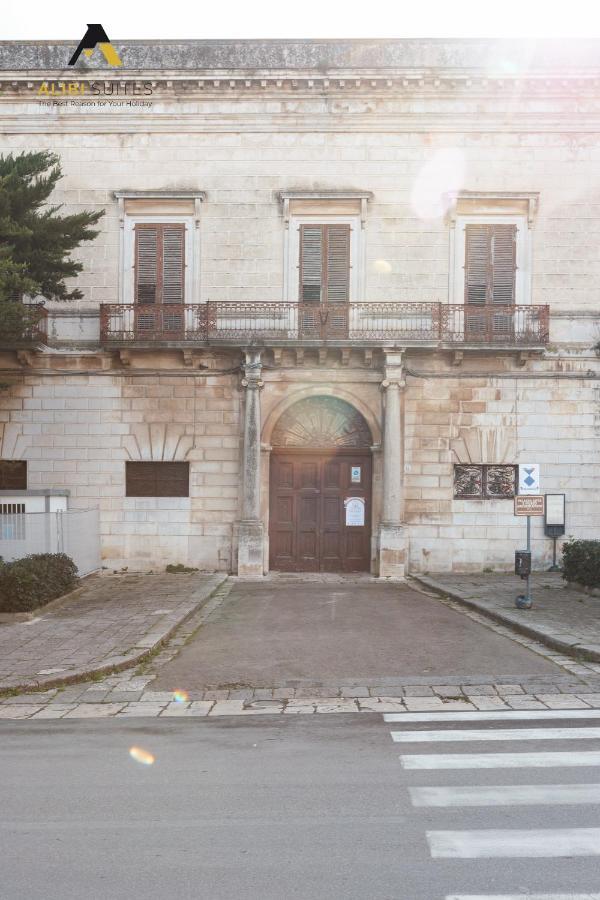 Alibi Suites Suite Museum: Gioiello Con Vista Sul Museo Archeologico Nazionale, Letto E Doccia Con Cromoterapia, Smart Tv, Wifi E A/C Ruvo di Puglia Esterno foto